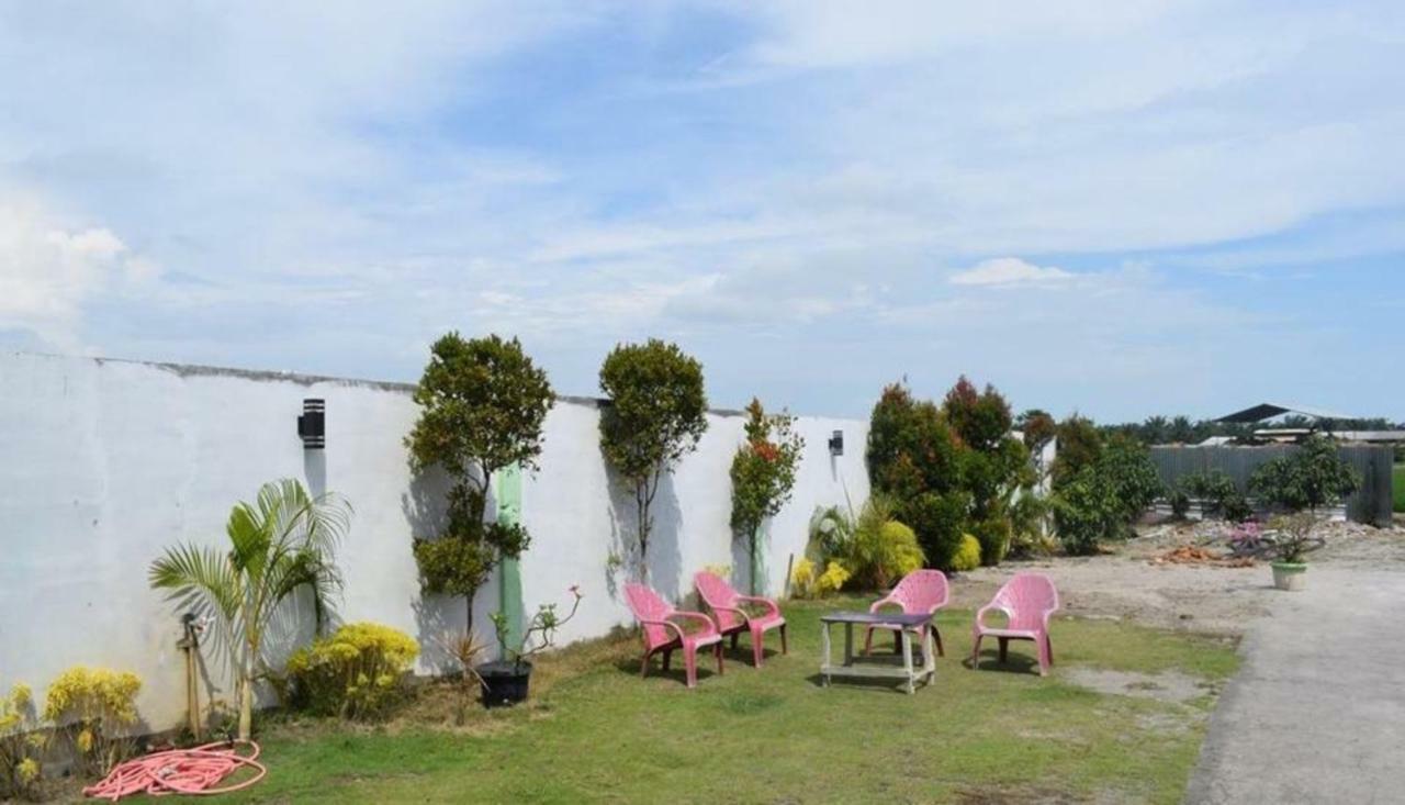 Hotel Grand Family Sungairampah Luaran gambar
