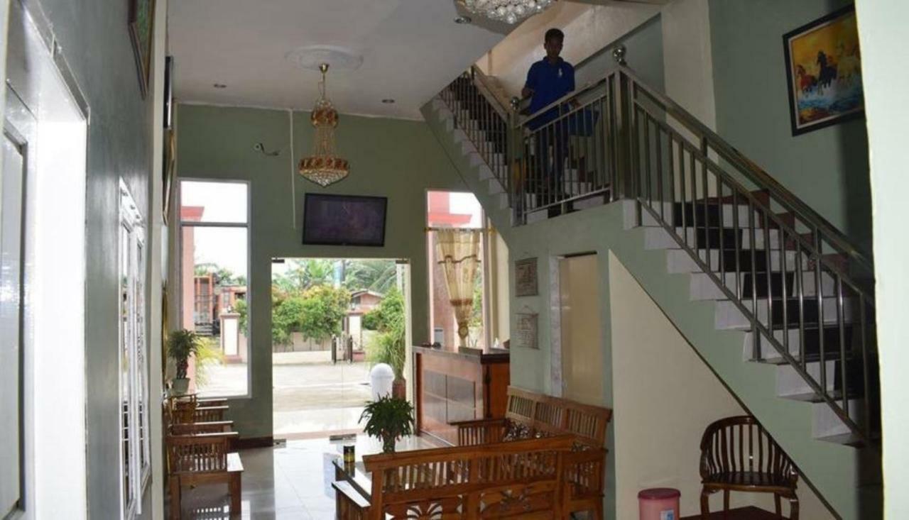 Hotel Grand Family Sungairampah Luaran gambar