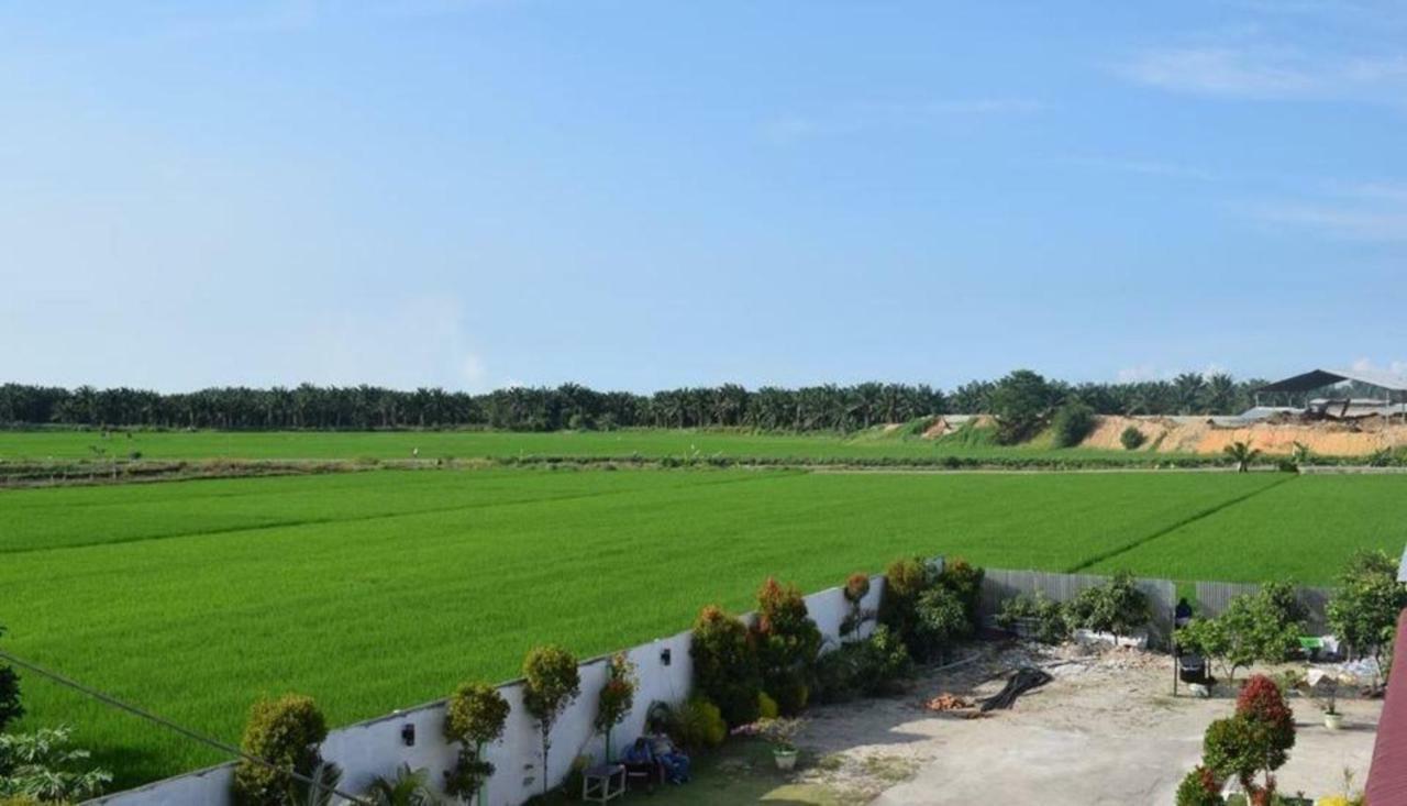 Hotel Grand Family Sungairampah Luaran gambar
